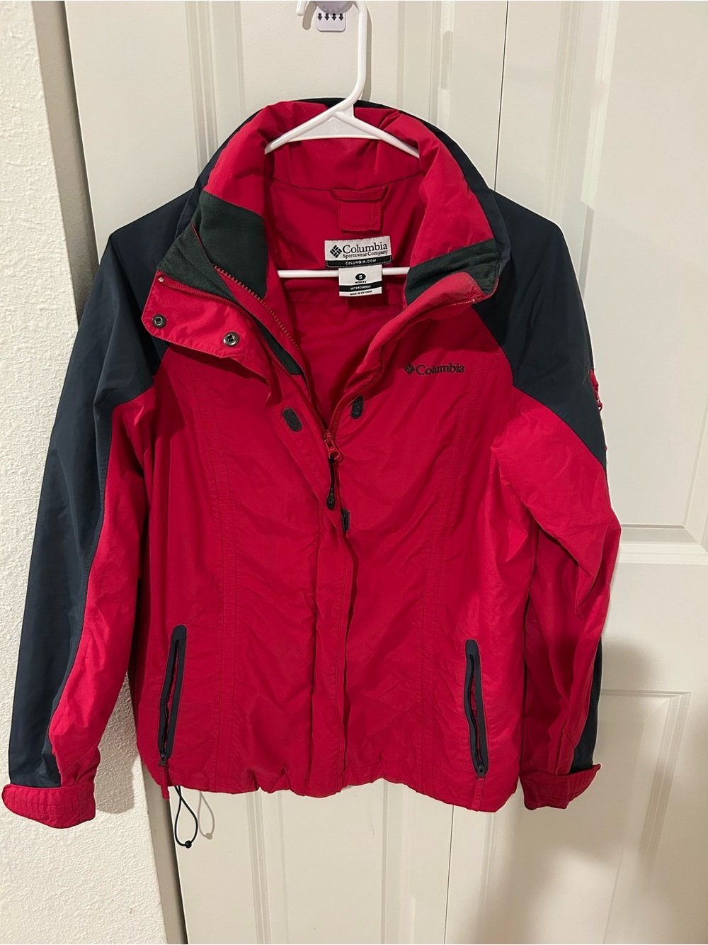 Columbia Omni-Tech Hot Pink and Black Waterproof Hooded Jacket Women’s S - Picture 3 of 5
